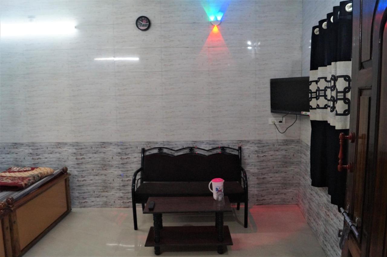 Wins Rooms Valparai Exterior photo