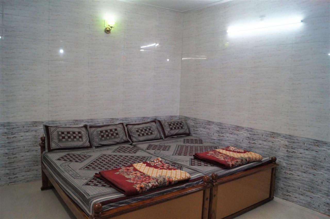 Wins Rooms Valparai Exterior photo